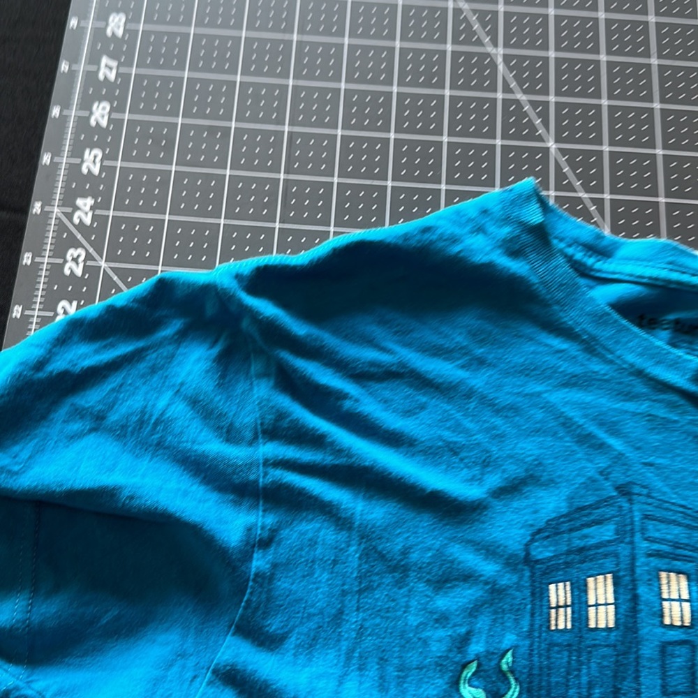 #123D Little Mermaid and Doctor Who tee, size Small - Picture 3 of 6